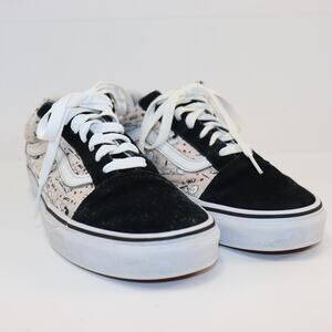 Vans x Peanuts Snoopy Old Skool Sneakers Women’s 7.5 / Men’s 6